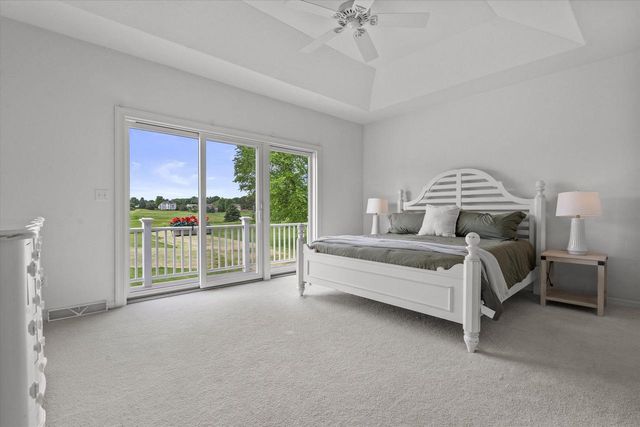 219 Muirfield COURT, North Prairie, WI 53153