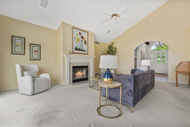 219 Muirfield COURT, North Prairie, WI 53153