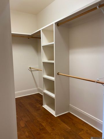 11016 Hillpark Ave, Baton Rouge, LA 70810