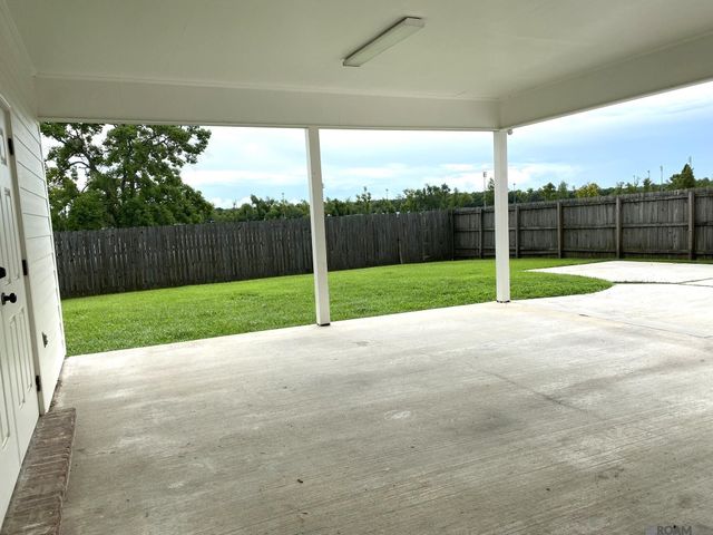 11016 Hillpark Ave, Baton Rouge, LA 70810