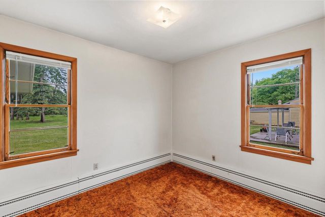 676 E Oak Street, Juneau, WI 53039