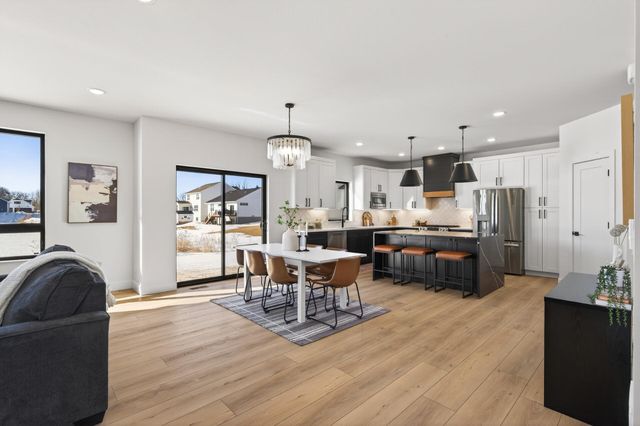 9933 14th Circle NE, Saint Michael, MN 55376