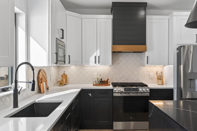 9933 14th Circle NE, Saint Michael, MN 55376