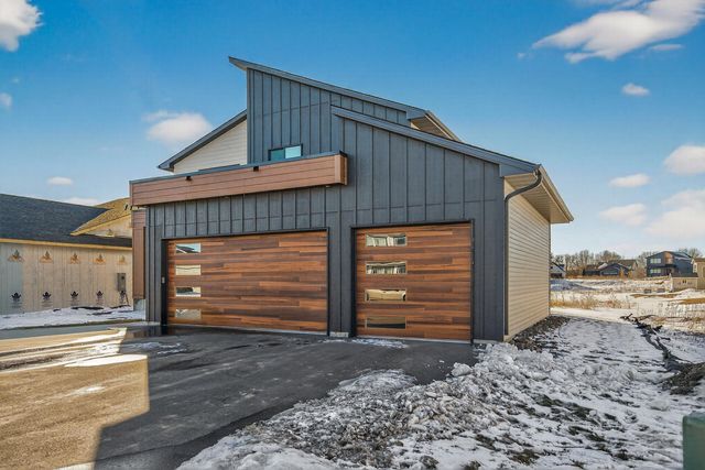 9933 14th Circle NE, Saint Michael, MN 55376