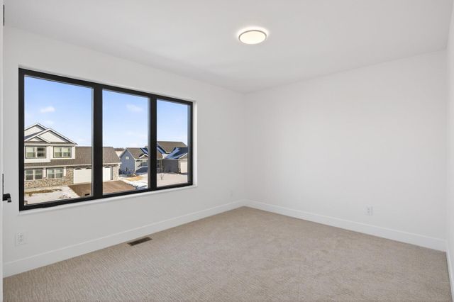 9933 14th Circle NE, Saint Michael, MN 55376