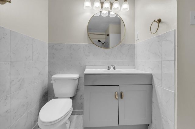 4890 FERNBROOK DR, Memphis, TN 38118