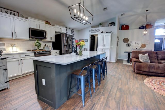 305 FAIRFIELD DRIVE, Sanford, FL 32771