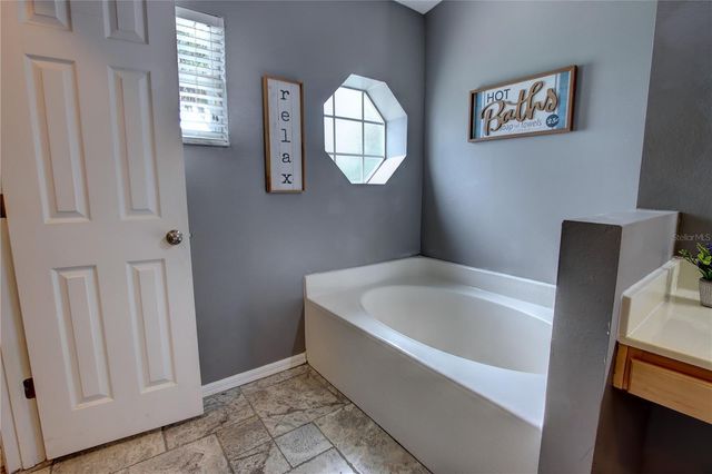 305 FAIRFIELD DRIVE, Sanford, FL 32771