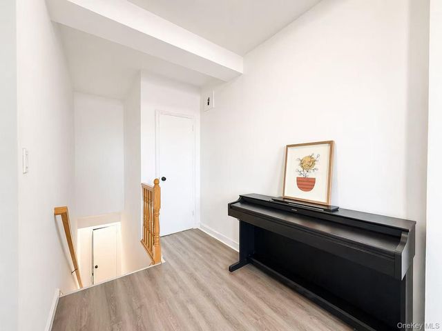 9972 66th Road 7B, Rego Park, NY 11374