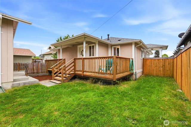 804 N 3rd Street, Renton, WA 98057