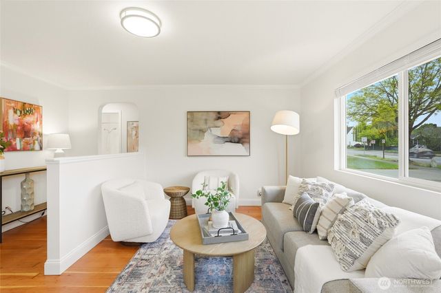 804 N 3rd Street, Renton, WA 98057