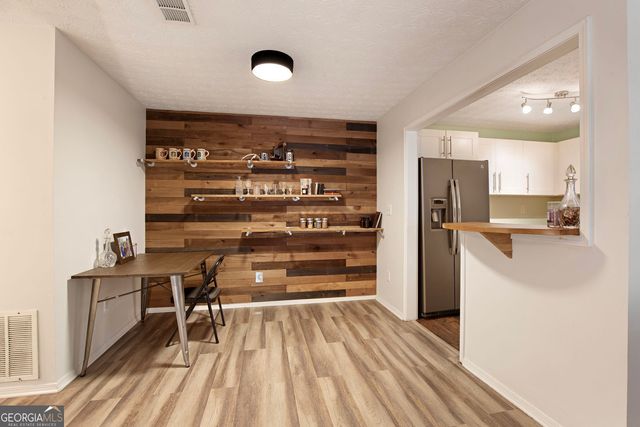 310 Natchez Trace, Atlanta, GA 30350