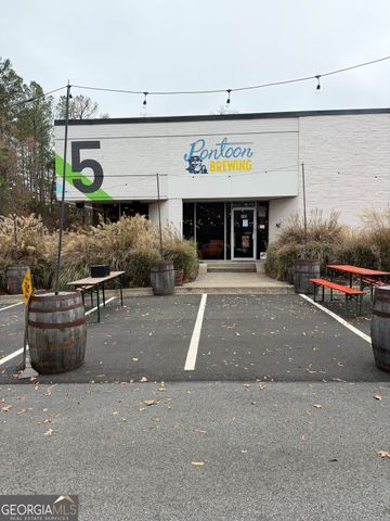 310 Natchez Trace, Atlanta, GA 30350