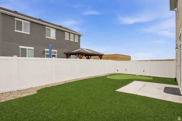 2126 W LYDIA LN, Syracuse, UT 84075