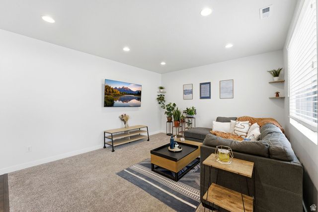 2126 W LYDIA LN, Syracuse, UT 84075