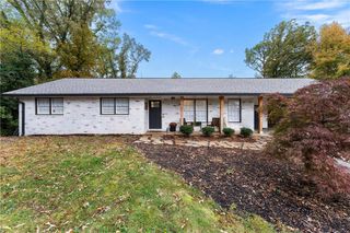 13 MEADOWVIEW Circle, Cartersville, GA 30121
