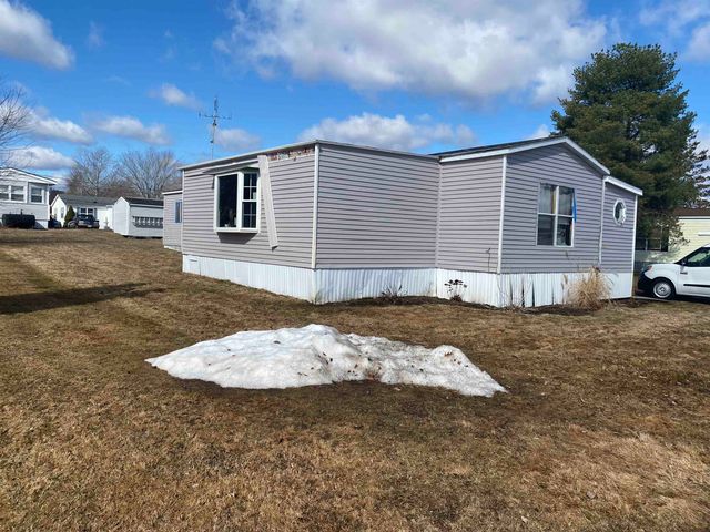 117 Whippooorwill Street, Seabrook, NH 03874