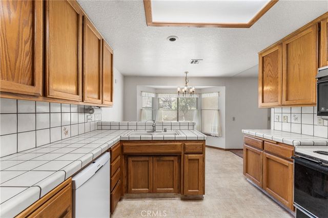 3766 W Avenue J14, Lancaster, CA 93536