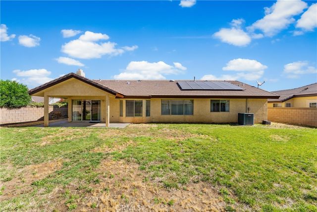 3766 W Avenue J14, Lancaster, CA 93536