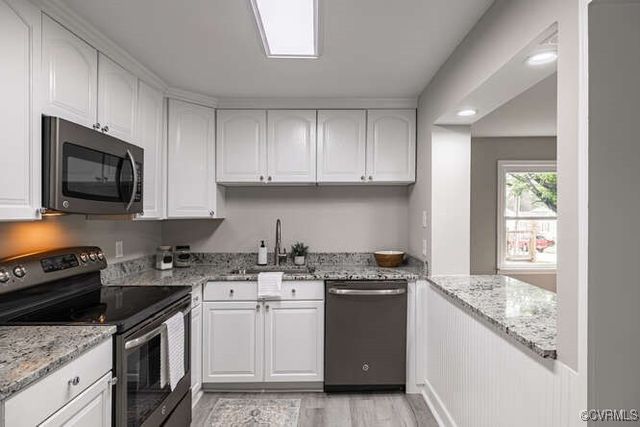 102 Hargrave Ave, Colonial Heights, VA 23834