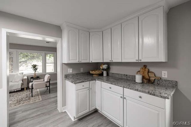 102 Hargrave Ave, Colonial Heights, VA 23834