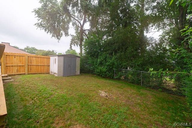 102 Hargrave Ave, Colonial Heights, VA 23834