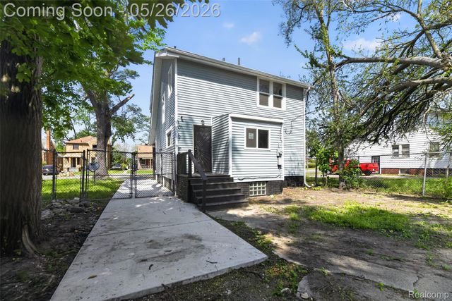 12676 Wyoming Avenue, Detroit, MI 48238