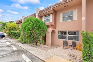 29 Laredo Pl 29, Davie, FL 33324