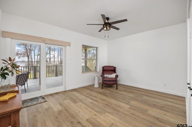 22950 Autumn Woods Trl, Flint, TX 75762