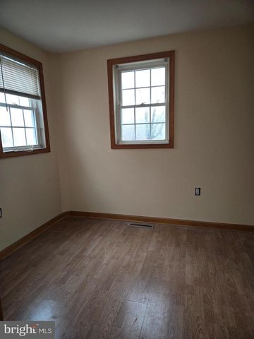 701 SILVER RUN RD, Millville, NJ 08332