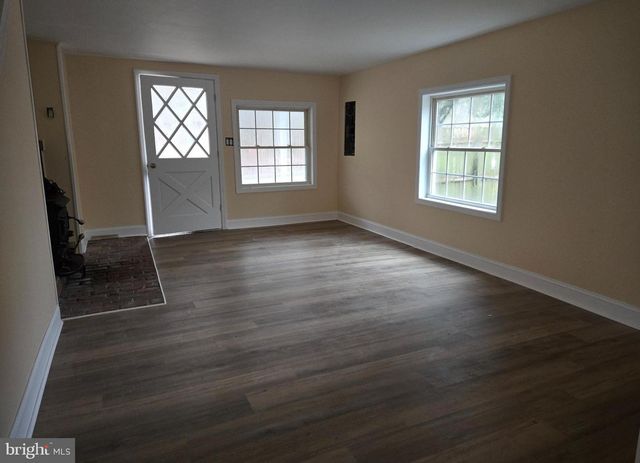 701 SILVER RUN RD, Millville, NJ 08332