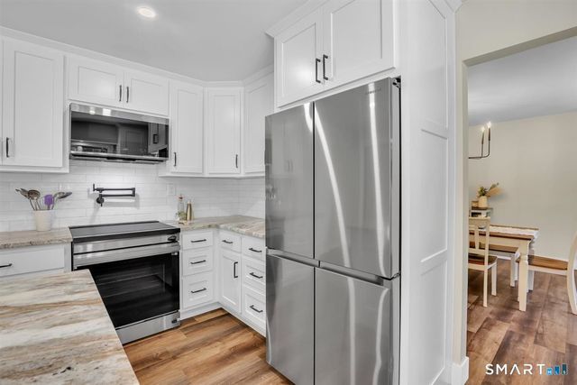 8 Catherine Drive, Prospect, CT 06712