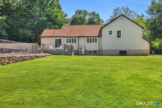 8 Catherine Drive, Prospect, CT 06712
