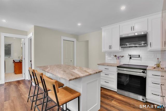 8 Catherine Drive, Prospect, CT 06712