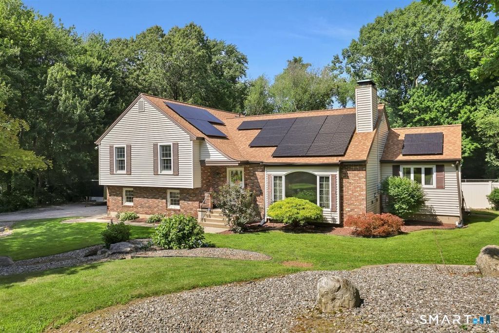 8 Catherine Drive, Prospect, CT 06712