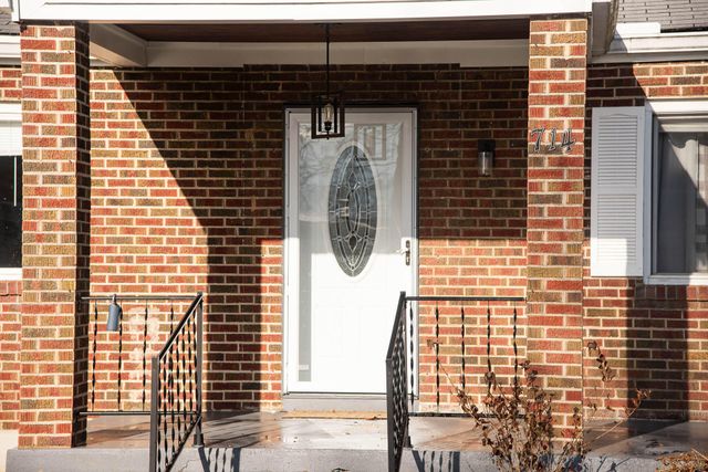 714 Sharon Drive, Taylor Mill, KY 41015