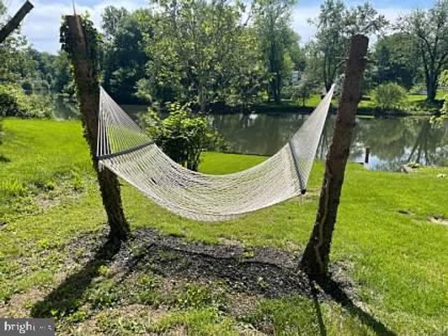 5605 CREEKVIEW RD, Mechanicsburg, PA 17050