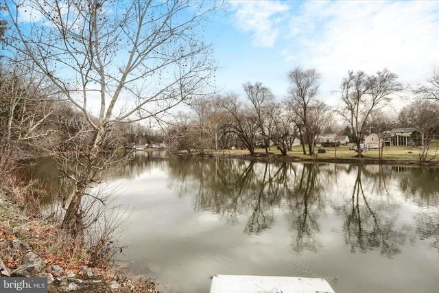 5605 CREEKVIEW RD, Mechanicsburg, PA 17050