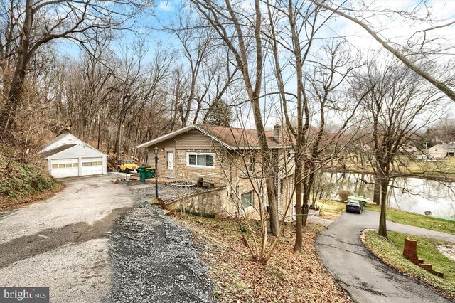 5605 CREEKVIEW RD, Mechanicsburg, PA 17050