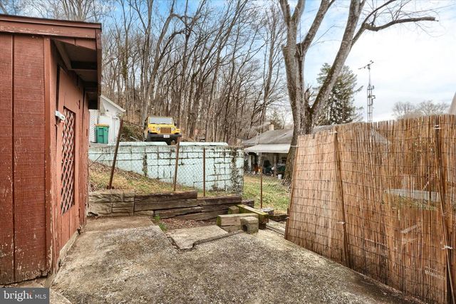 5605 CREEKVIEW RD, Mechanicsburg, PA 17050