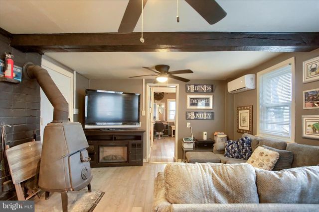 5605 CREEKVIEW RD, Mechanicsburg, PA 17050