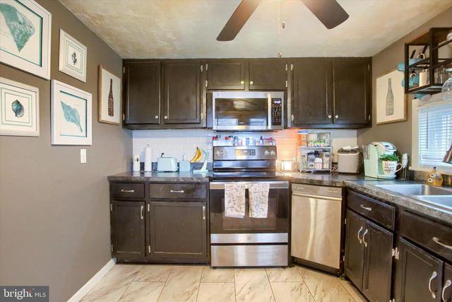 5605 CREEKVIEW RD, Mechanicsburg, PA 17050