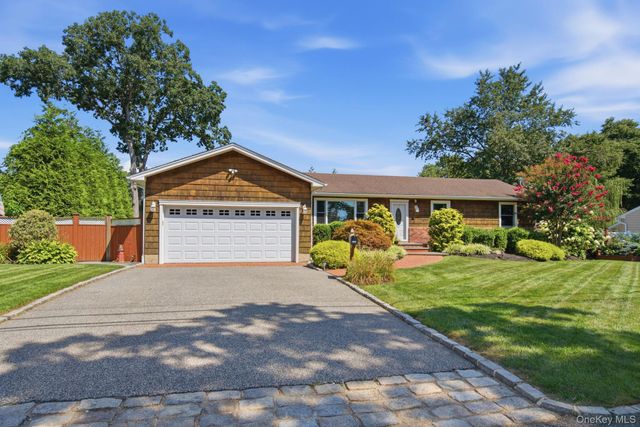 215 Walker Street, West Babylon, NY 11704