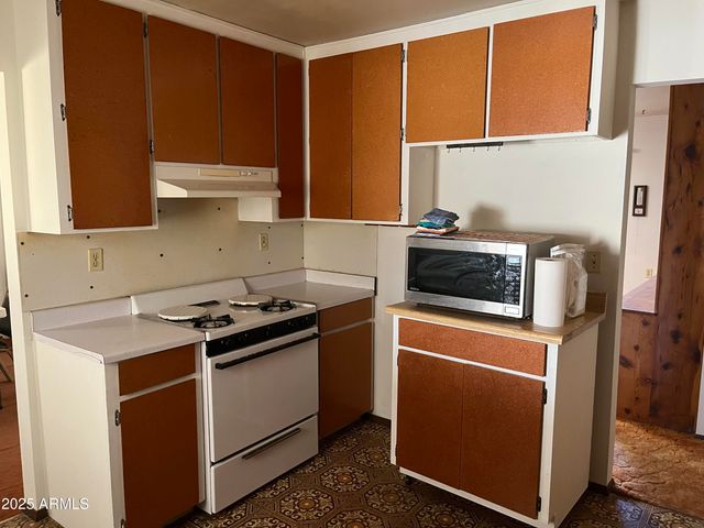 451 W 5TH Street, Ajo, AZ 85321