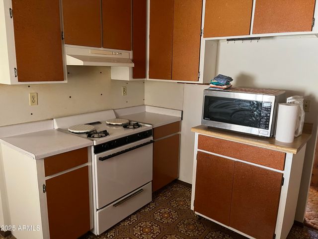 451 W 5TH Street, Ajo, AZ 85321