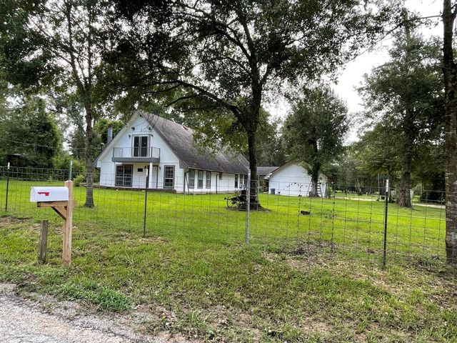 25019 W Holly Lane, Splendora, TX 77372