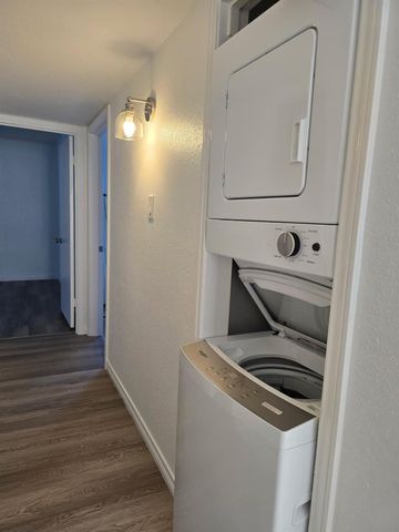 5550 N Braeswood Boulevard 43, Houston, TX 77096