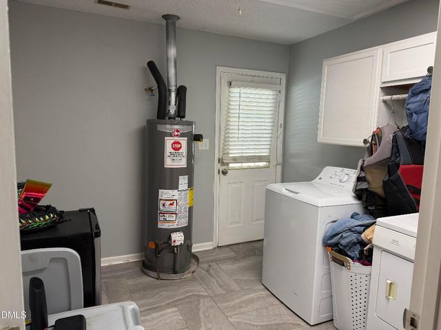 5559 Devils Racetrack Road, Four Oaks, NC 27524