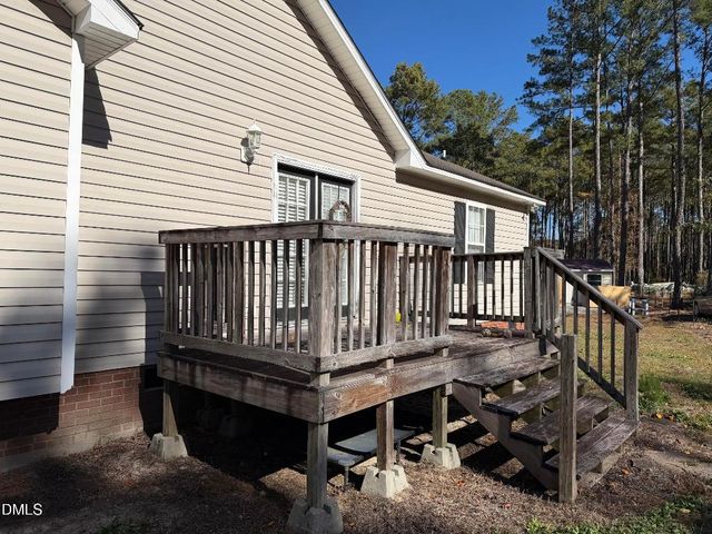 5559 Devils Racetrack Road, Four Oaks, NC 27524