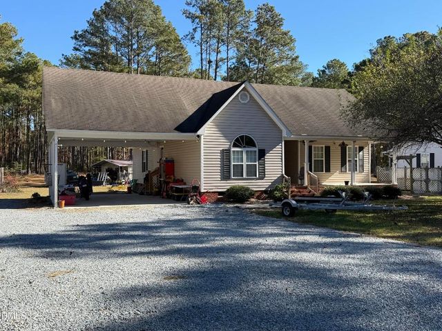 5559 Devils Racetrack Road, Four Oaks, NC 27524